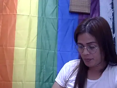 Snapshot of juicycum069 chatting on 24, 4, 2026 juicycum069 online show from 24, 4, 2026