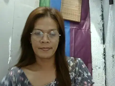 juicycum069 online show from 16, 4, 2026