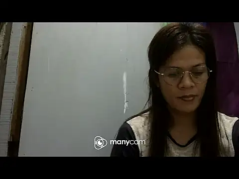 juicycum069 online show from 28, 11, 2025