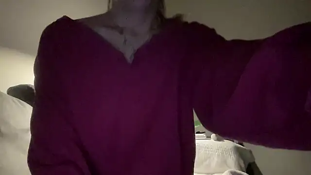 Snapshot of sweetceeme chatting on 9, 7, 2026 sweetceeme online show from 9, 7, 2026