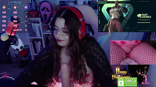 Pink girl0n online show from 3, 11, 2025