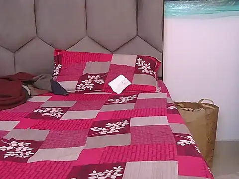 Diyaa Singh online show from 14, 4, 2026