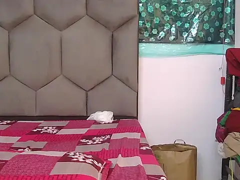 Diyaa Singh online show from 7, 4, 2026