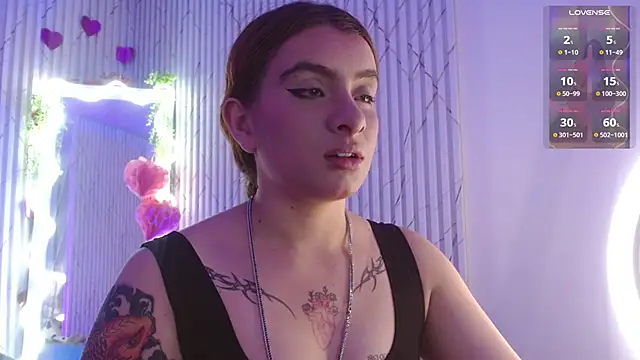 Snapshot of Naomy_tay1 chatting on 25, 2, 2026 Naomy tay1 online show from 25, 2, 2026