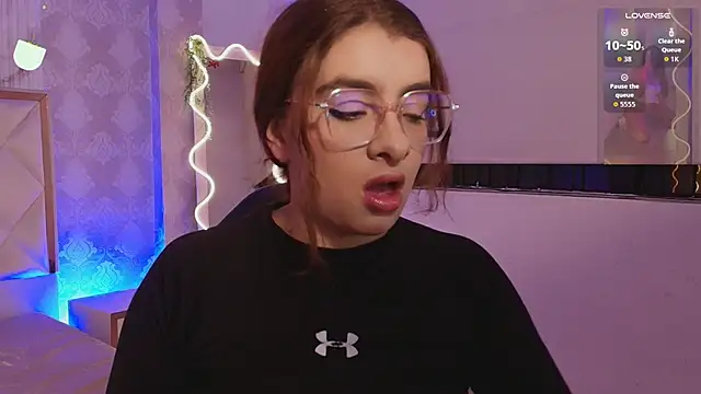 Snapshot of Naomy_tay1 chatting on 5, 2, 2026 Naomy tay1 online show from 5, 2, 2026