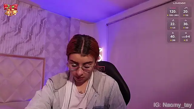 Naomy tay1 online show from 1, 12, 2025