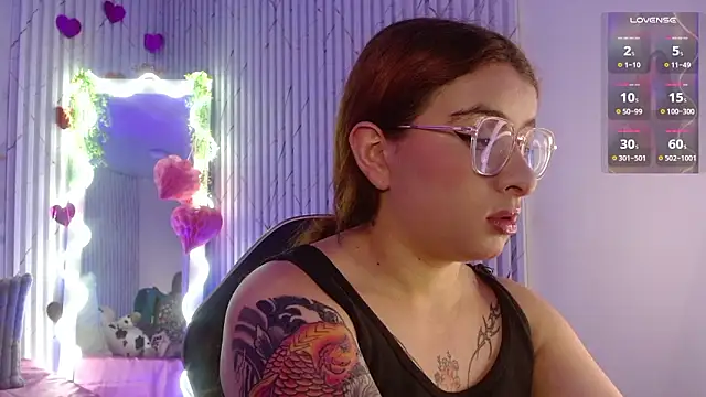 Snapshot of Naomy_tay1 chatting on 28, 2, 2026 Naomy tay1 online show from 28, 2, 2026