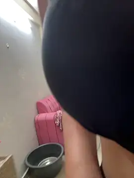 modelnishu online show from 11, 4, 2026