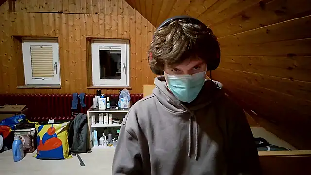 Imagerysin23 online show from 5, 1, 2026