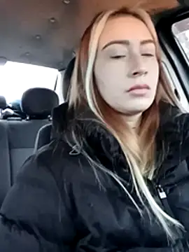 Reina Cummings online show from 20, 11, 2025