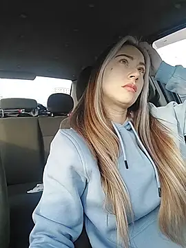 Reina Cummings online show from 5, 3, 2026