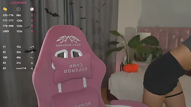 LilLisa online show from 25, 10, 2025