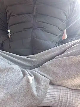 starvingo2002 online show from 29, 10, 2025