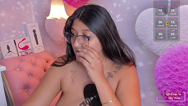 megann  up online show from 26, 9, 2025