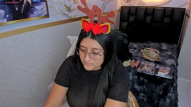 megann  up online show from 21, 12, 2025