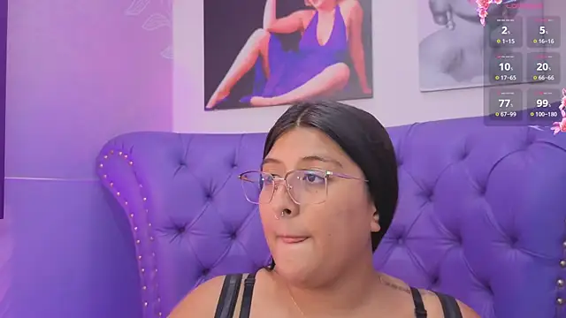 Snapshot of megann__up chatting on 16, 7, 2026 megann up online show from 16, 7, 2026