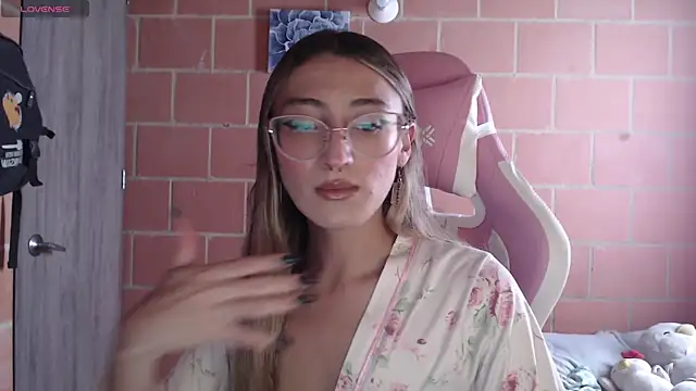 Andrea camilaaa online show from 2, 10, 2025