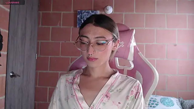 Andrea camilaaa online show from 20, 12, 2025