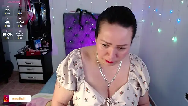 MaraDiaz11 online show from 8, 1, 2026