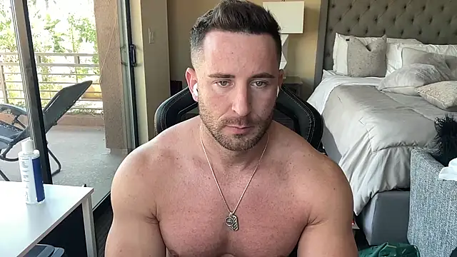 brettmycles28 online show from 29, 9, 2025