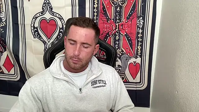 brettmycles28 online show from 2, 12, 2025