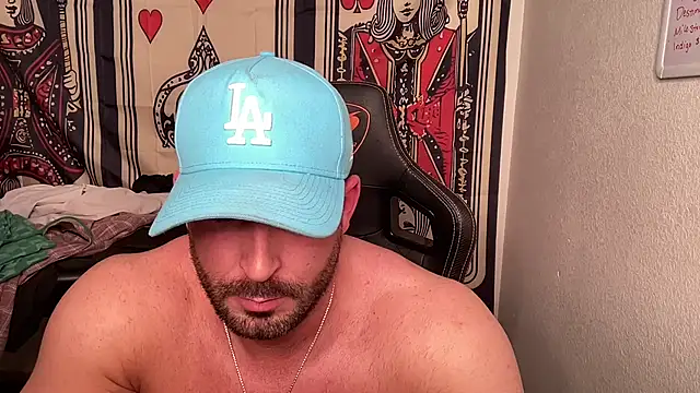brettmycles28 online show from 12, 2, 2026