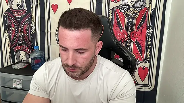 brettmycles28 online show from 13, 11, 2025