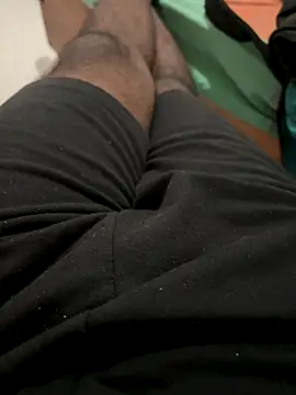 Snapshot of bigDick_000610 chatting on 5, 10, 2025 bigDick 000610 online show from 5, 10, 2025