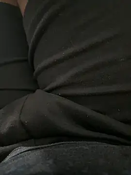 Snapshot of bigDick_000610 chatting on 1, 12, 2025 bigDick 000610 online show from 1, 12, 2025