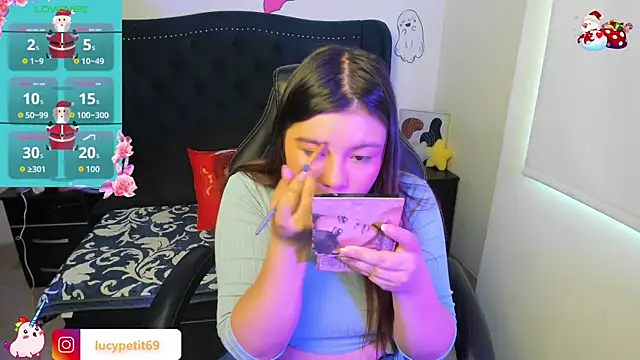 LucyPetit online show from 6, 11, 2025