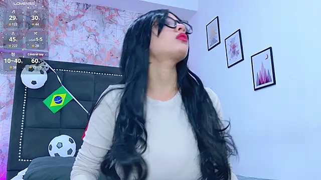 Snapshot of Angelique_Angell chatting on 30, 6, 2026 Angelique Angell online show from 30, 6, 2026