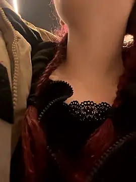 Snapshot of raen001 chatting on 3, 3, 2026 raen001 online show from 3, 3, 2026