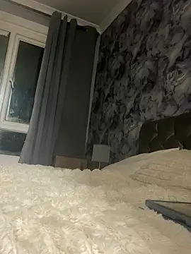 Snapshot of raen001 chatting on 8, 2, 2026 raen001 online show from 8, 2, 2026