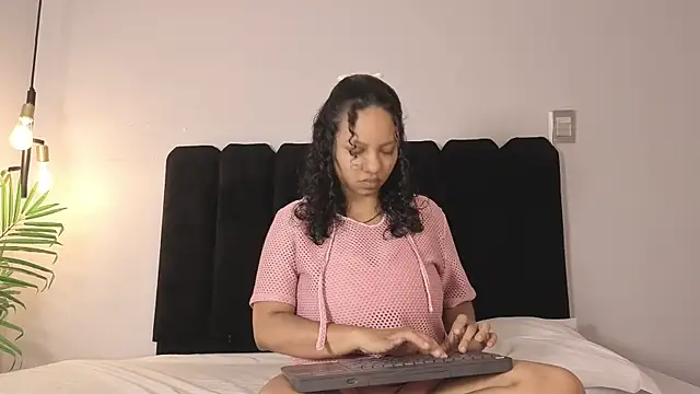 Snapshot of CandelaCool_ chatting on 28, 6, 2026 CandelaCool online show from 28, 6, 2026