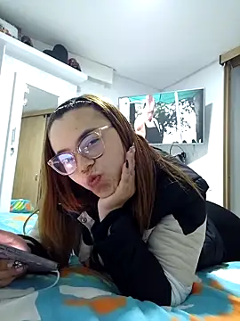 AlissonPeach01 online show from 22, 10, 2025