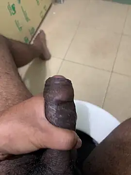 dickfuckerkkk online show from 17, 11, 2025