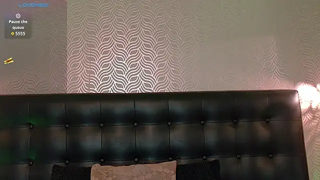 Sharonevanss  online show from 30, 9, 2025