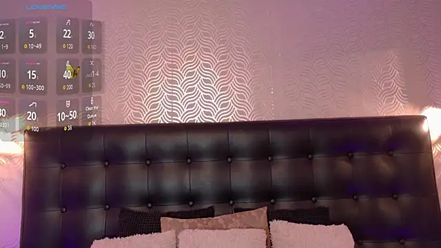 Sharonevanss  online show from 19, 9, 2025