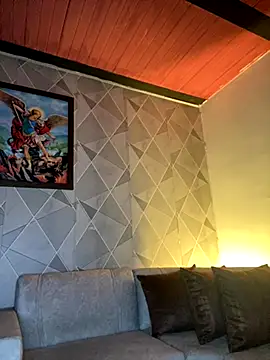 Alisse taylor2 online show from 9, 10, 2025