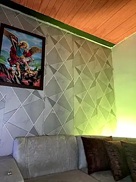 Alisse taylor2 online show from 7, 1, 2026