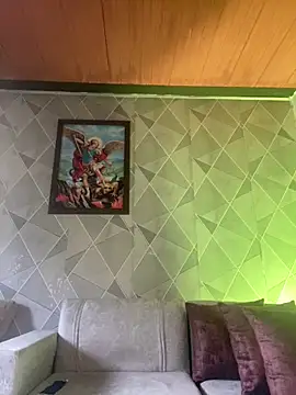 Alisse taylor2 online show from 18, 1, 2026