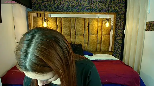 Isa Thompson   online show from 15, 4, 2026