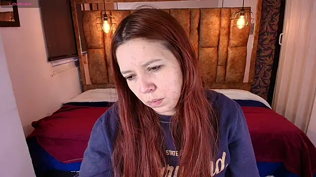 Snapshot of Isa_Thompson__ chatting on 19, 4, 2026 Isa Thompson online show from 19, 4, 2026
