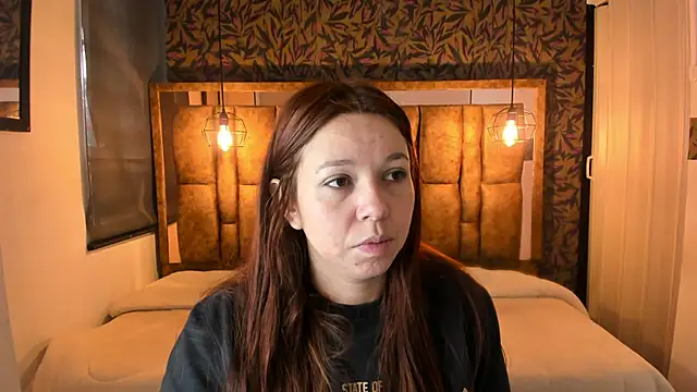 Isa Thompson   online show from 22, 12, 2025