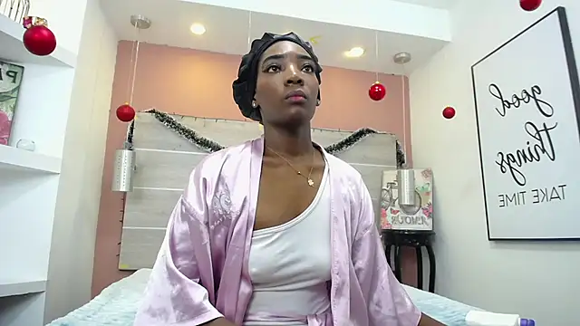 Snapshot of AlexandraCambell chatting on 11, 1, 2026 AlexandraCambell online show from 11, 1, 2026