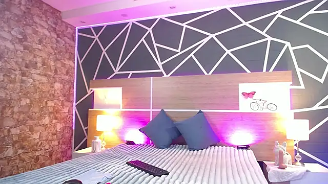 Snapshot of AlexandraCambell chatting on 15, 10, 2025 AlexandraCambell online show from 15, 10, 2025