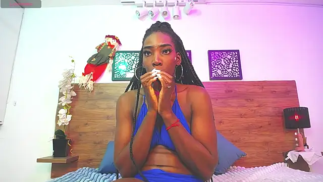 Snapshot of AlexandraCambell chatting on 17, 10, 2025 AlexandraCambell online show from 17, 10, 2025