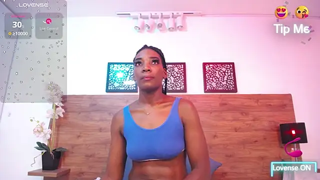 Snapshot of AlexandraCambell chatting on 14, 9, 2025 AlexandraCambell online show from 14, 9, 2025