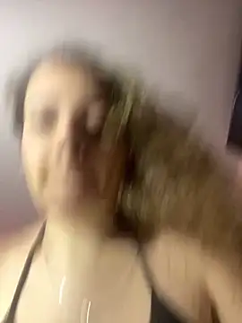 karla-thomsom10 online show from 20, 12, 2025