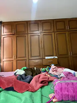 karla-thomsom10 online show from 8, 3, 2026